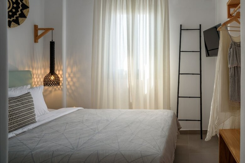 Villa Samsara - Santorini Luxury Retreat