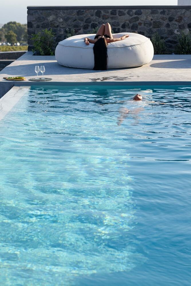Villa Samsara - Santorini Luxury Retreat