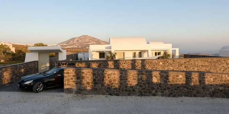 Villa Samsara - Santorini Luxury Retreat
