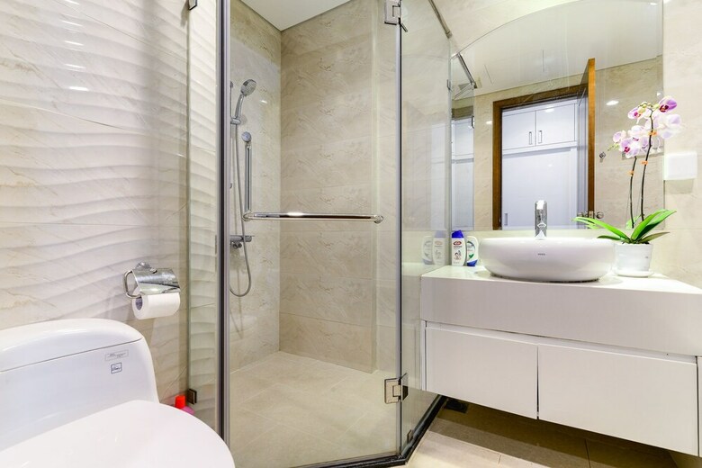 Luxury Apartment In Vinhomes Golden River