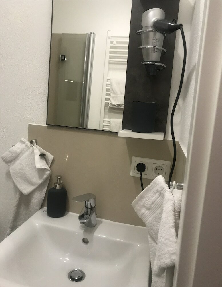 Hotel G�stehaus Zur Fledermaus