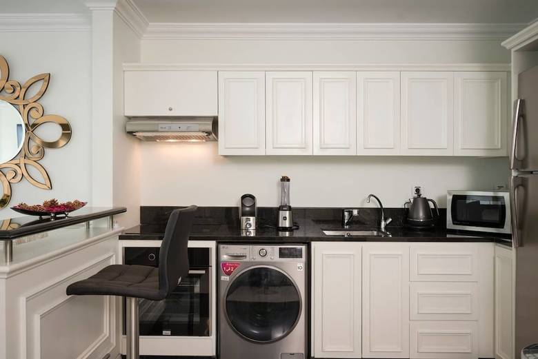 Versace Furnished Apartments - Downtown Beirut