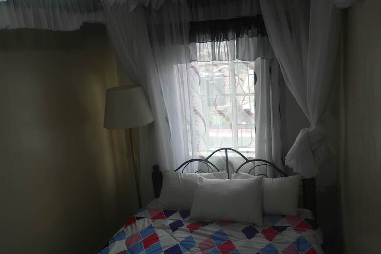 Hotel Palm Nest - Near Jkia