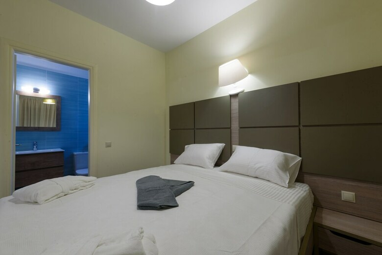 �venus, Stylish Villa With Pool 2min To The Beach