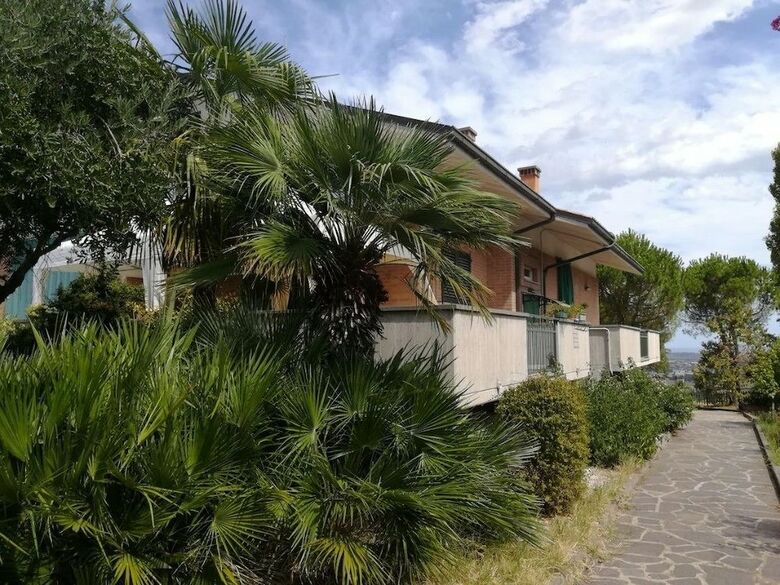 Hotel Casa Della Poesia E Del Bel Canto