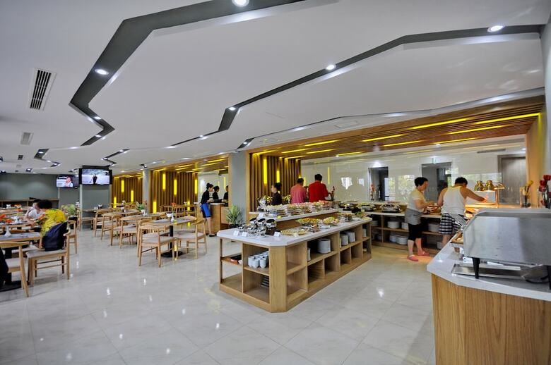 The Mcr Luxury Nha Trang Hotel