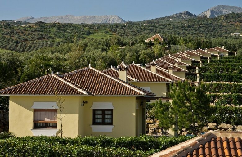 Aparthotel Complejo Tur�stico Rural Las Mayoralas