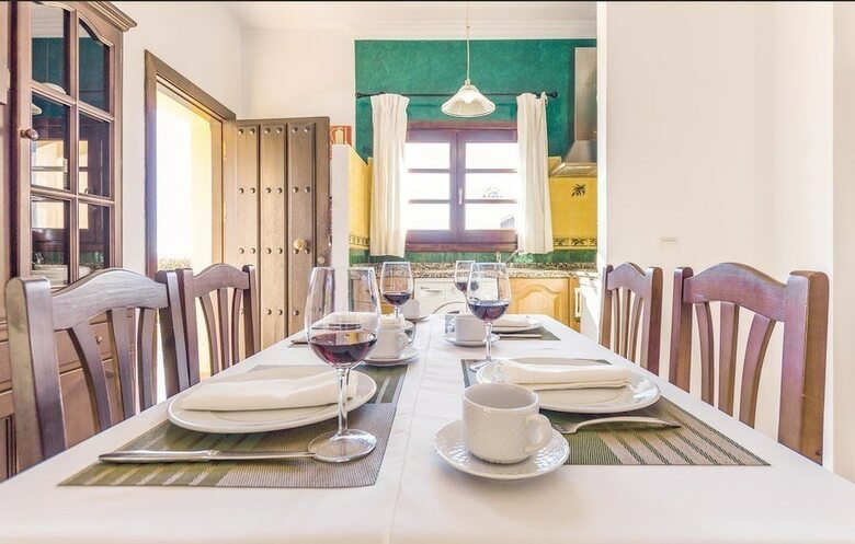 Aparthotel Complejo Tur�stico Rural Las Mayoralas