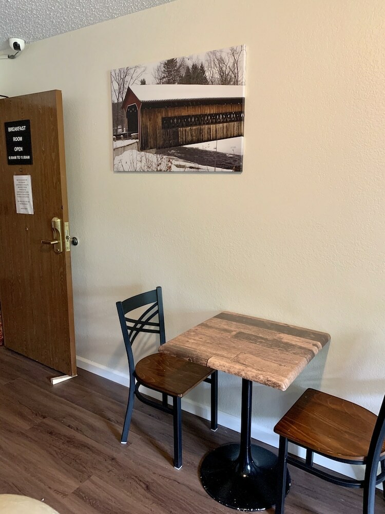 Posada The Covered Bridge Inn