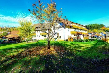 Hotel Schw�rer