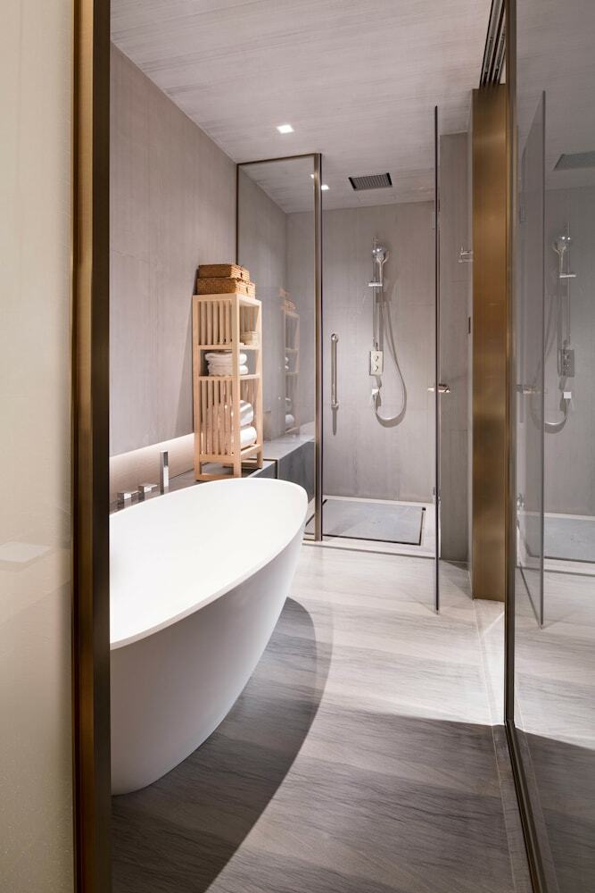 Joyze Hotel Xiamen, Curio Collection By Hilton