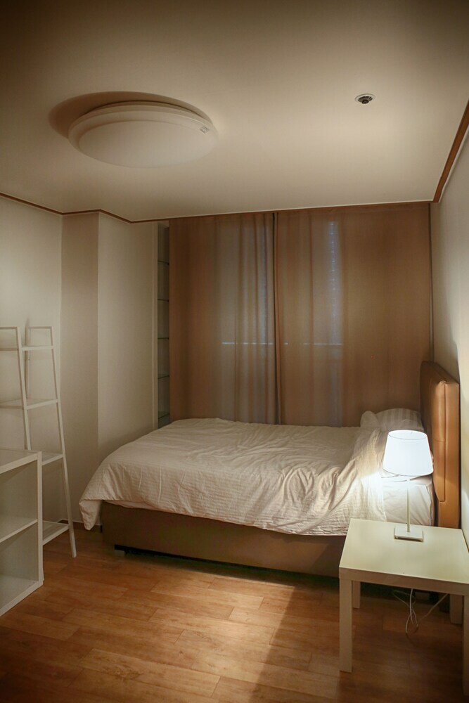 Apartamentos Gangnam Stn Luxury Apt