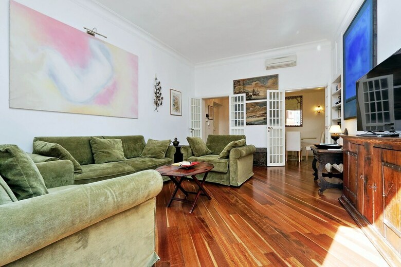 Pelliccia - Wr Apartments