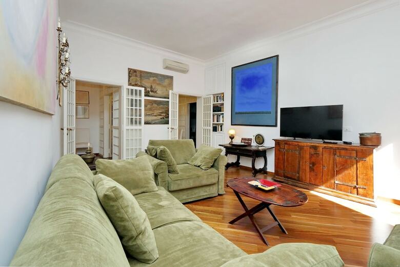 Pelliccia - Wr Apartments