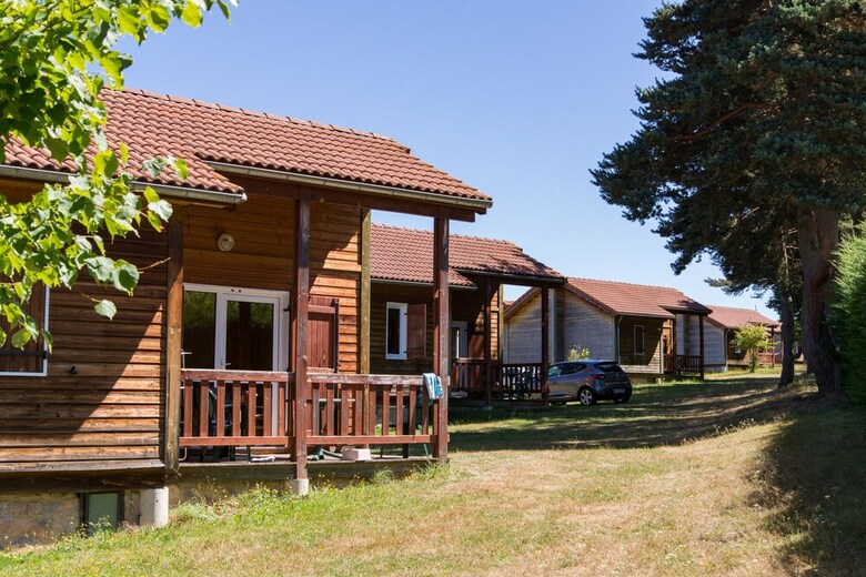 Village de G�tes Chalets de La Truyere