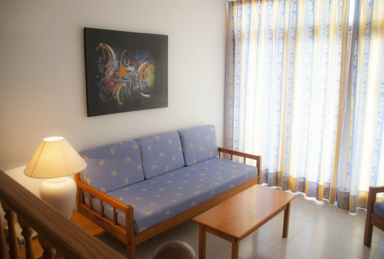 Apartamentos Tamaran