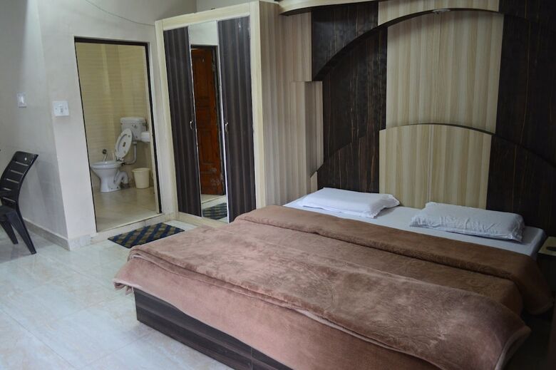 Hotel Dharamkot Inn