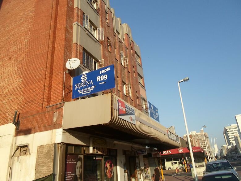 Serena Hotel