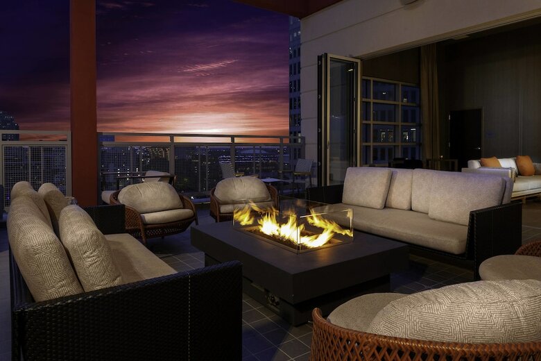 Hotel Courtyard By Marriott Dallas Downtown/reunion District