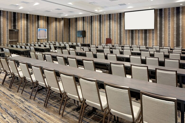 Hotel Courtyard By Marriott Dallas Downtown/reunion District