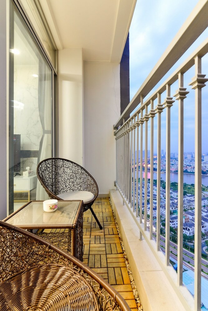 Aparthotel Vinhomes Central Park - Luxury Apartment
