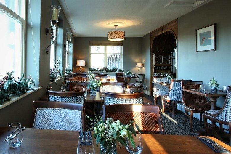 Hotel Ravenstone Manor