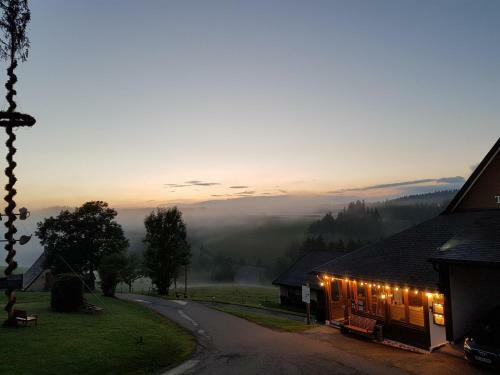 Landhotel Th�lerh�usle