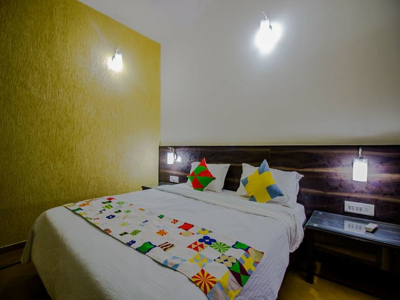 Hotel Oyo 14028 Home Exotic Stay Sangolda