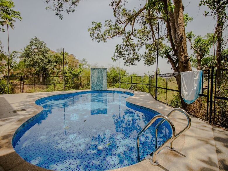 Hotel Oyo 14028 Home Exotic Stay Sangolda