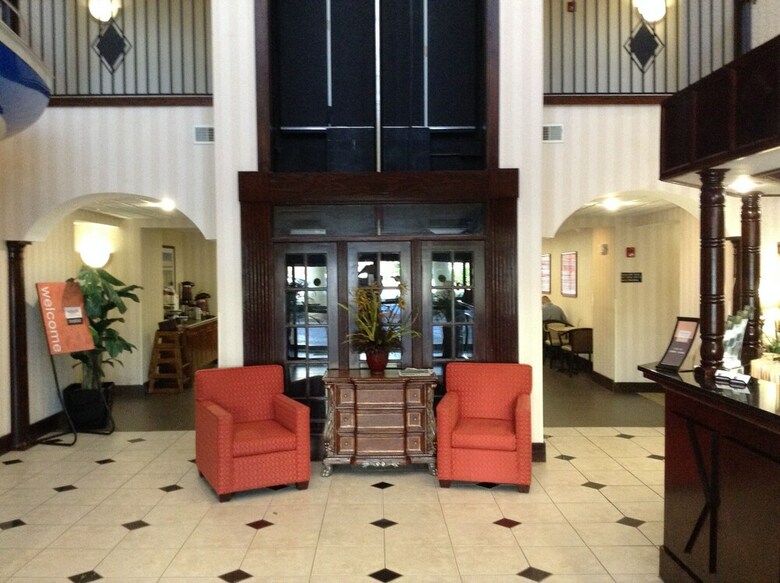 Hotel Comfort Inn & Suites Ft. Jackson Maingate