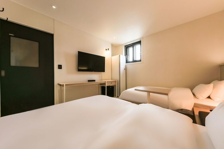 Cheonan Vue Hotel