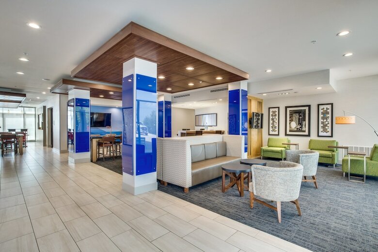 Hotel Holiday Inn Express And Suites Denton South
