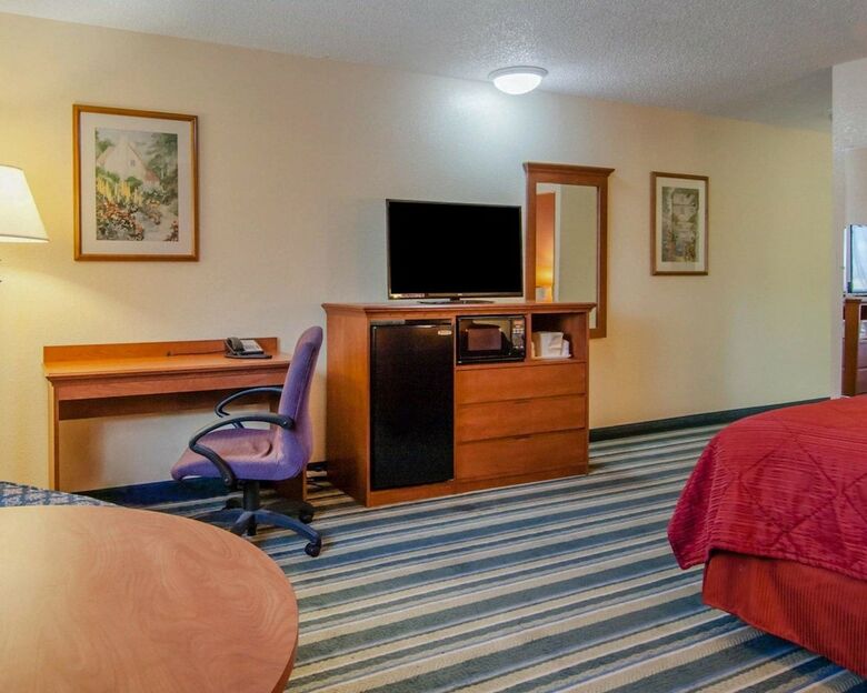 Hotel Quality Inn And Suites Airport
