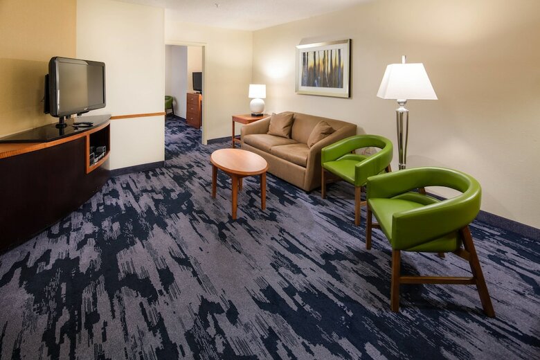 Hotel Fairfield Inn & Suites South Boston
