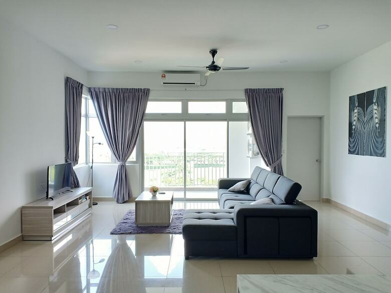 Apartamentos Centra Residences At Nasa City