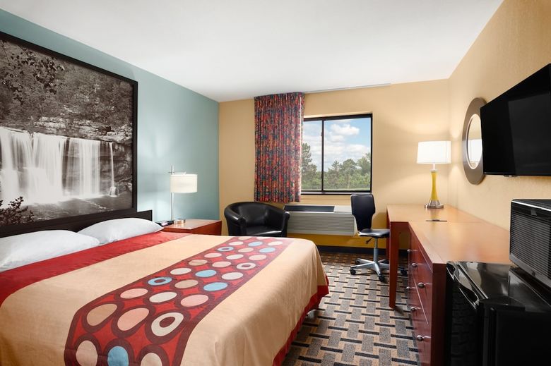 Hotel Super 8 By Wyndham Eddyville/kuttawa
