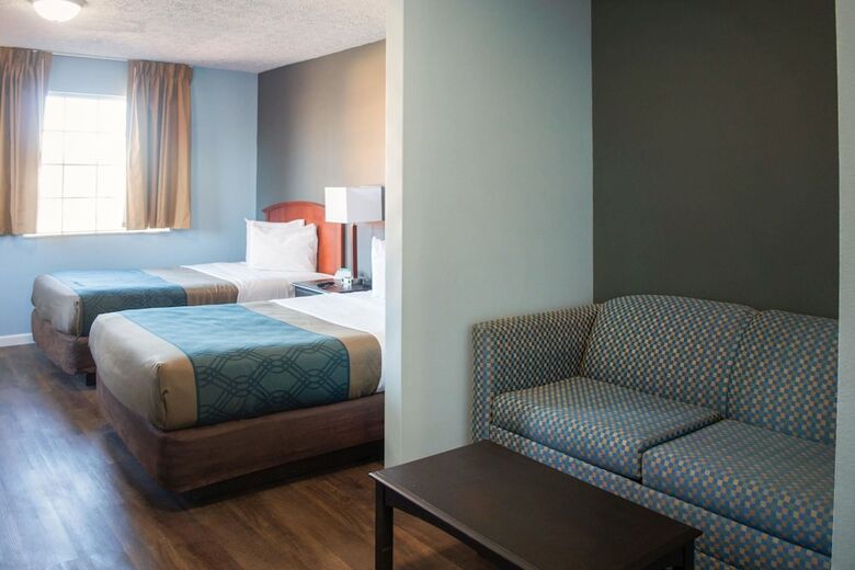 Motel Econo Lodge Inn & Suites South
