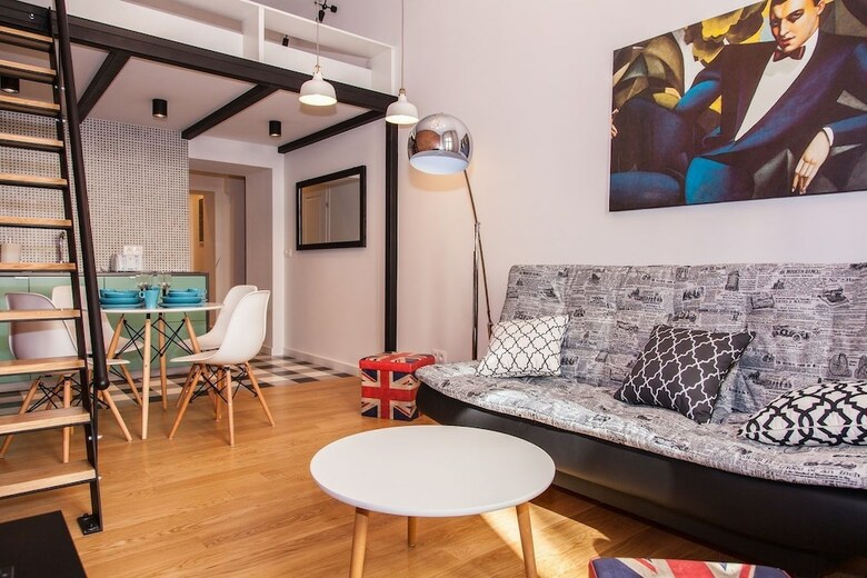 Bc7 Apartments