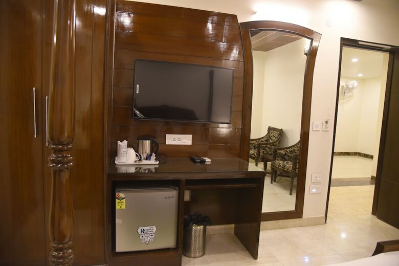 Hostal Atlanta At New Delhi Train Station