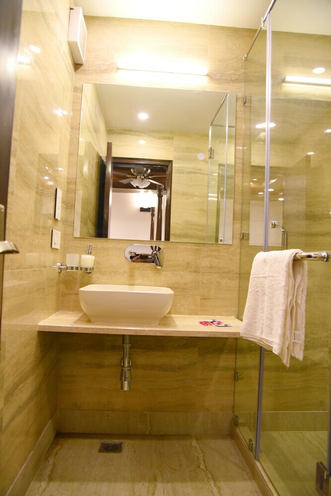 Hostal Atlanta At New Delhi Train Station