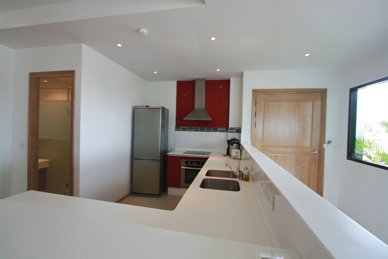Apartamentos Surin Sabai