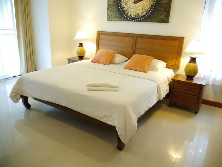 Apartamentos Surin Sabai