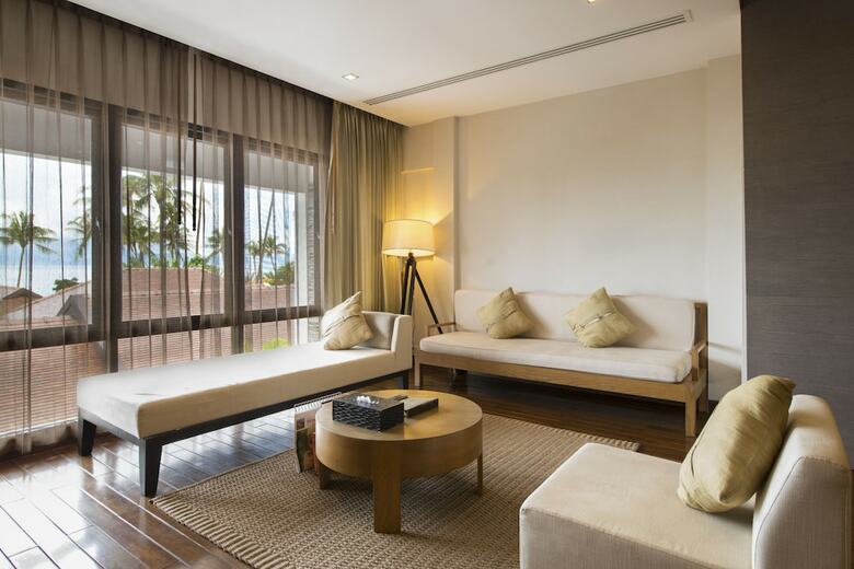 Hotel The Sea Koh Samui Beachfront Resort & Spa