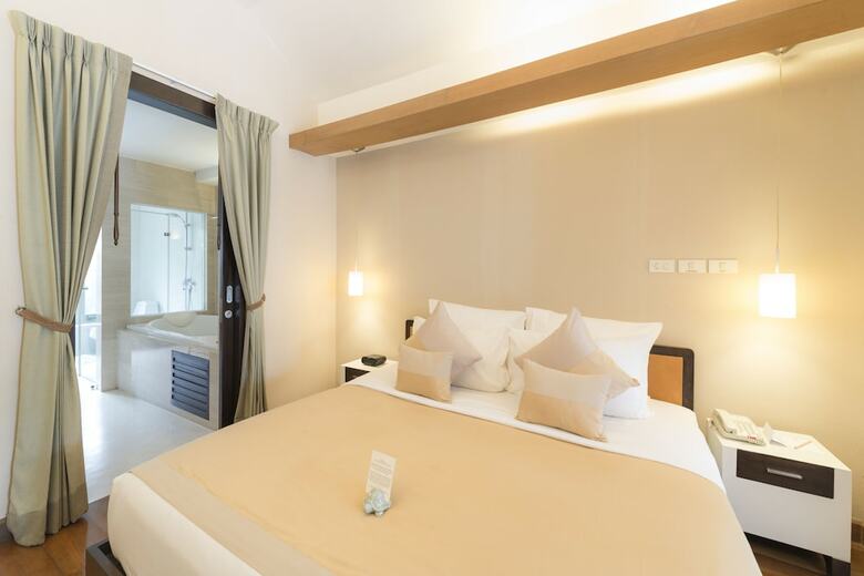 Hotel The Sea Koh Samui Beachfront Resort & Spa