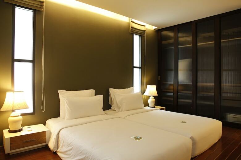 Hotel The Sea Koh Samui Beachfront Resort & Spa