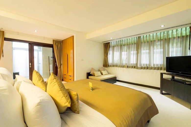 Hotel The Sea Koh Samui Beachfront Resort & Spa