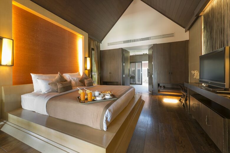 Hotel The Sea Koh Samui Beachfront Resort & Spa