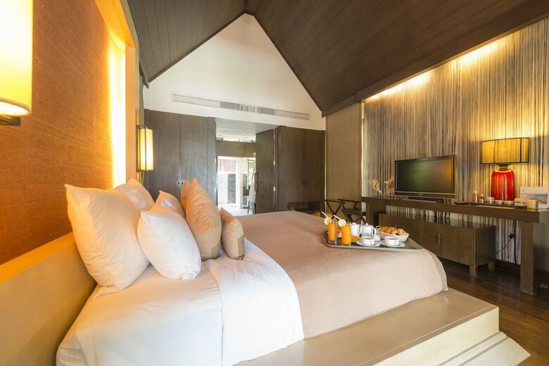 Hotel The Sea Koh Samui Beachfront Resort & Spa