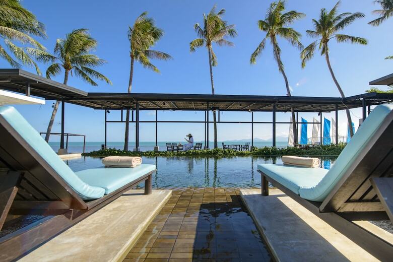 Hotel The Sea Koh Samui Beachfront Resort & Spa