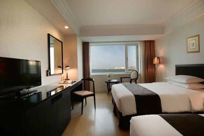 Jeju Oriental Hotel & Casino